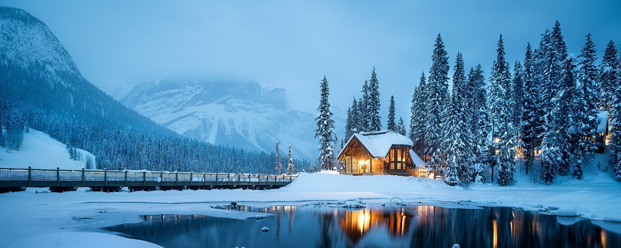 Exploring Canada in Winter: Best Destinations for a Magical Experience